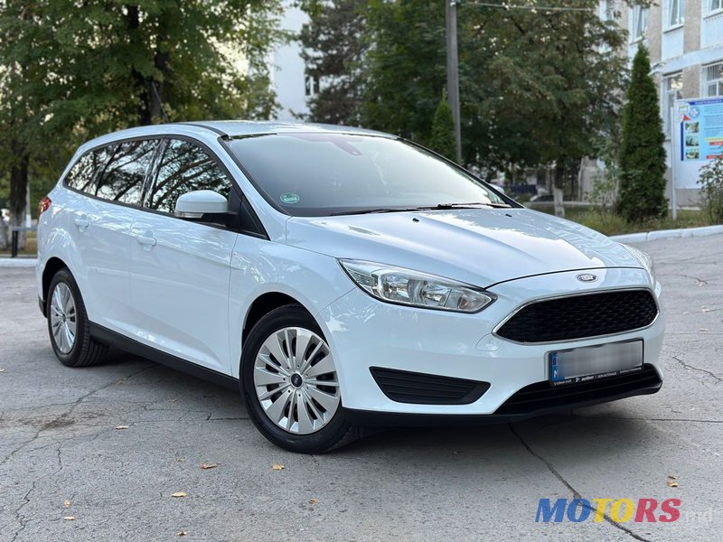 2015' Ford Focus photo #3