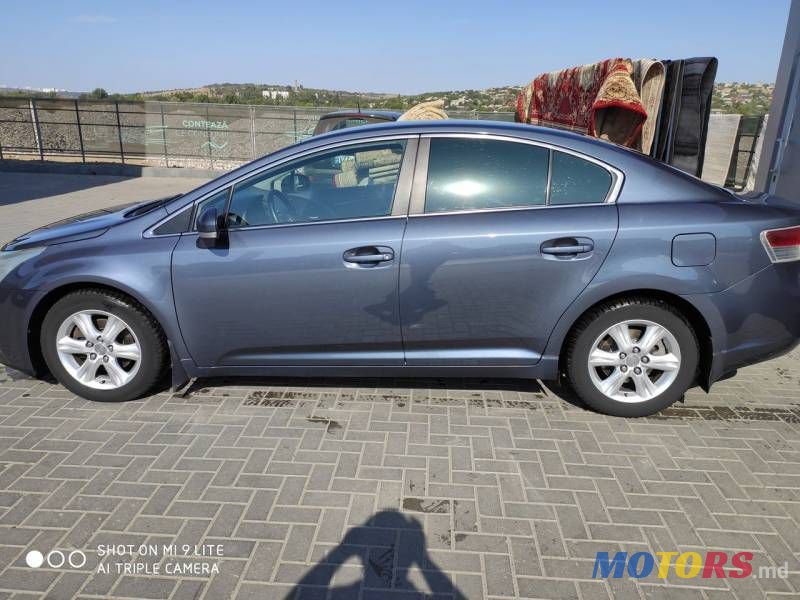 2009' Toyota Avensis photo #4