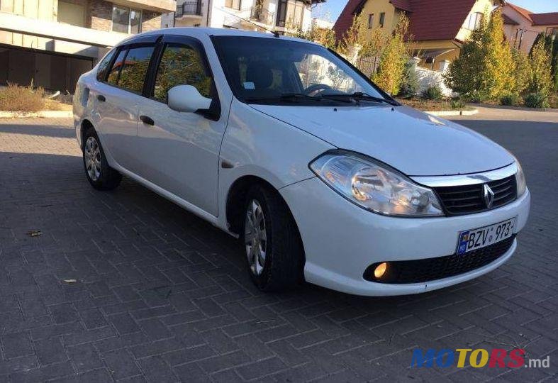 2009' Renault Clio photo #1