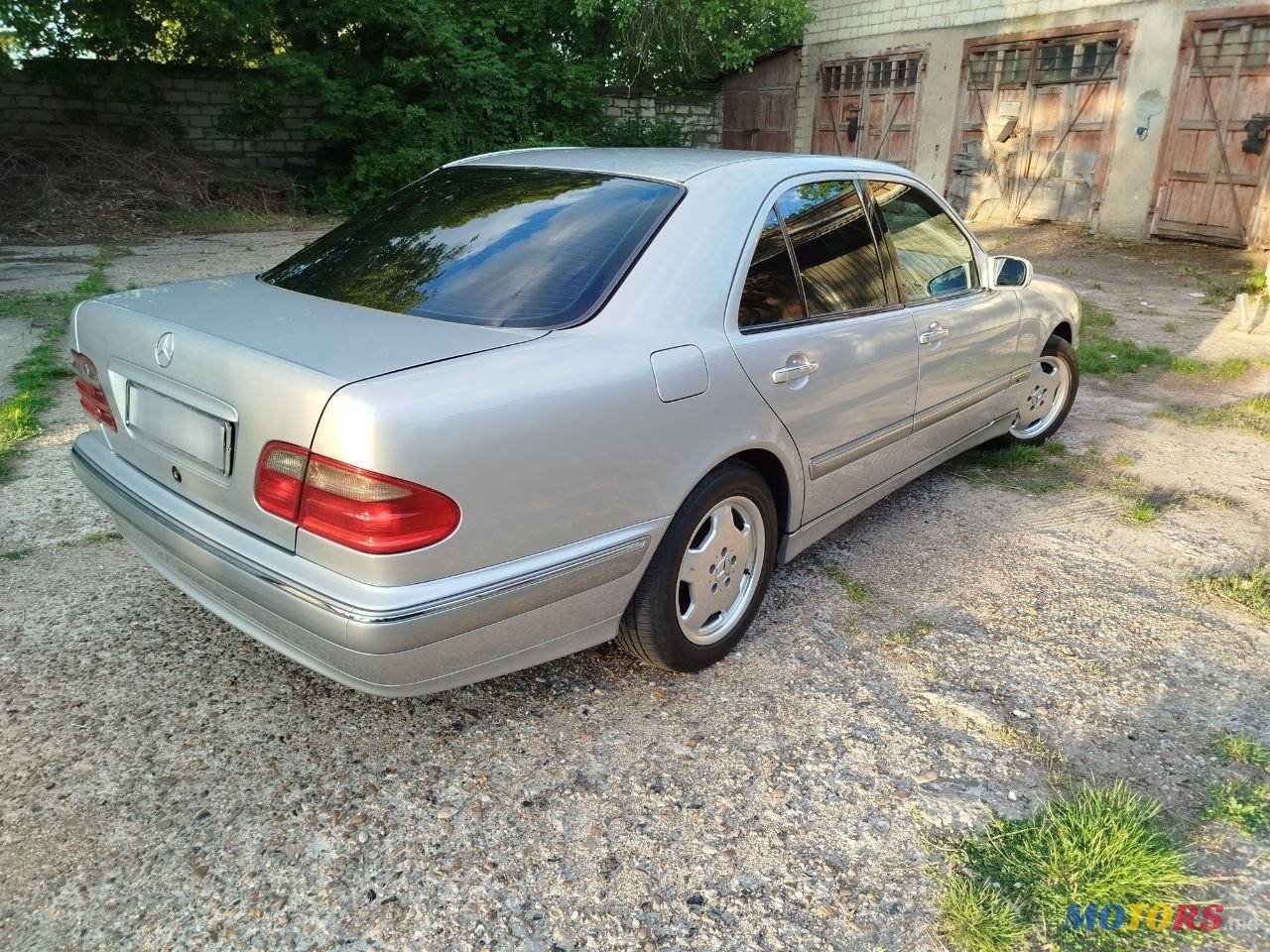 2001' Mercedes-Benz E-Class photo #2