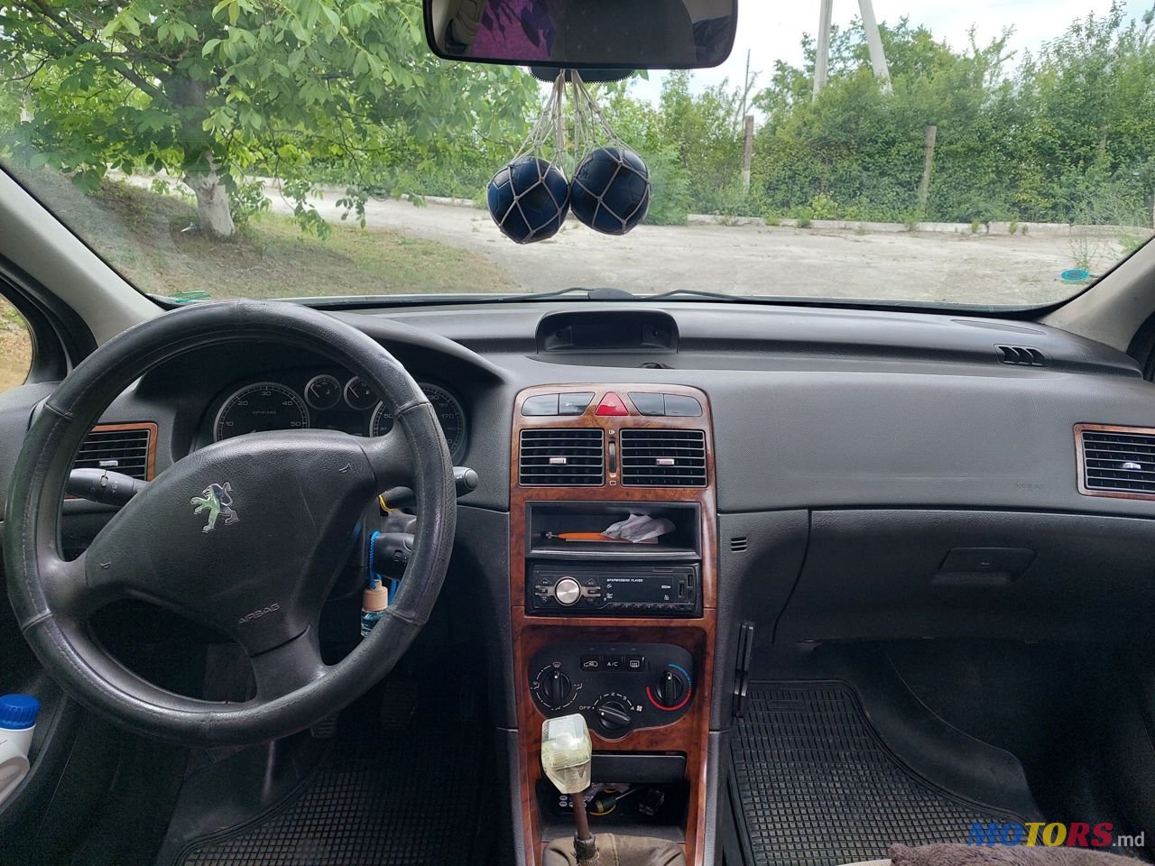 2001' Peugeot 307 photo #6