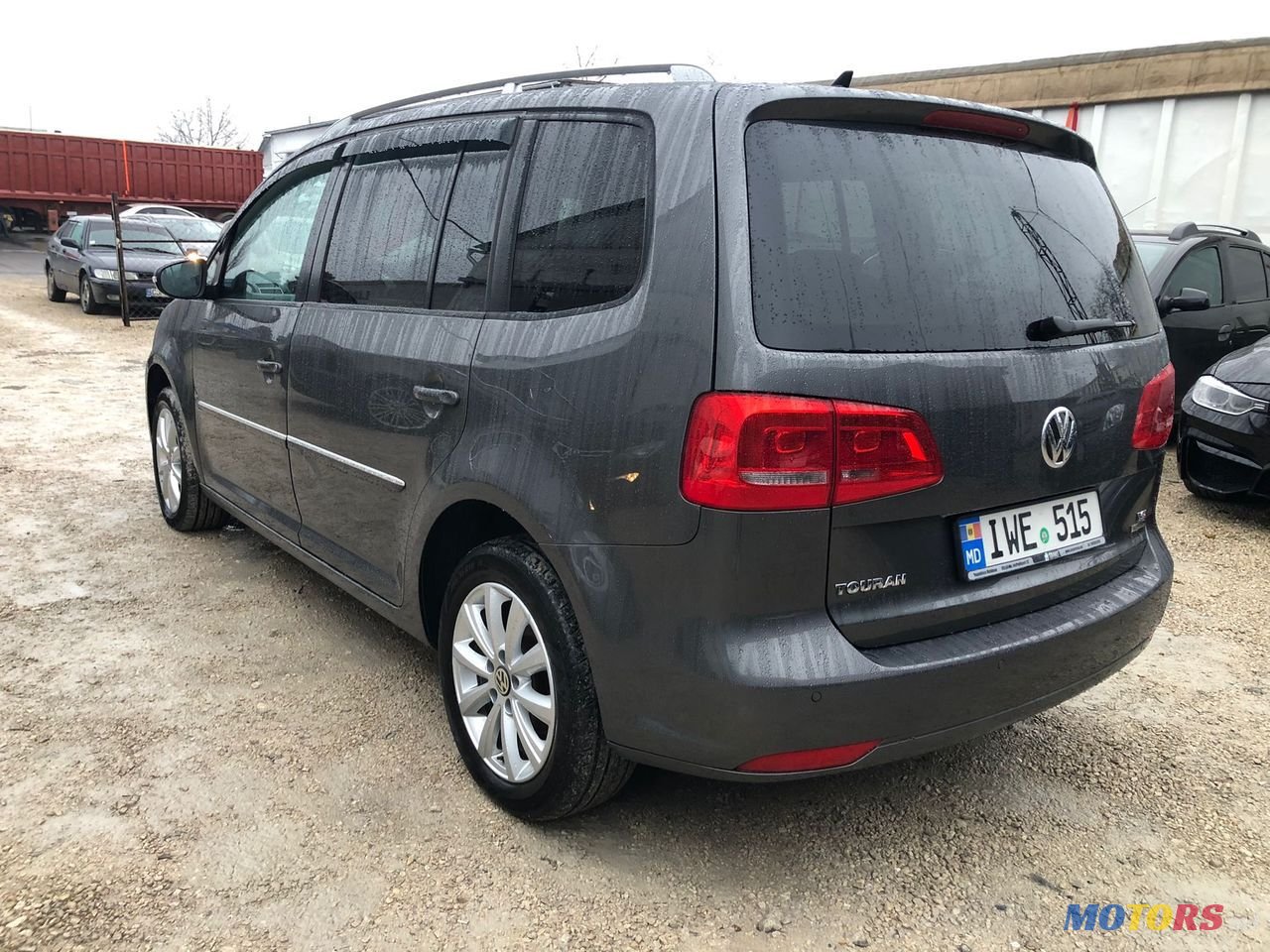 2012' Volkswagen Touran photo #6