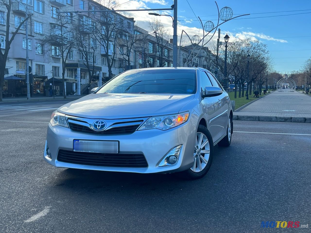 2014' Toyota Camry photo #2