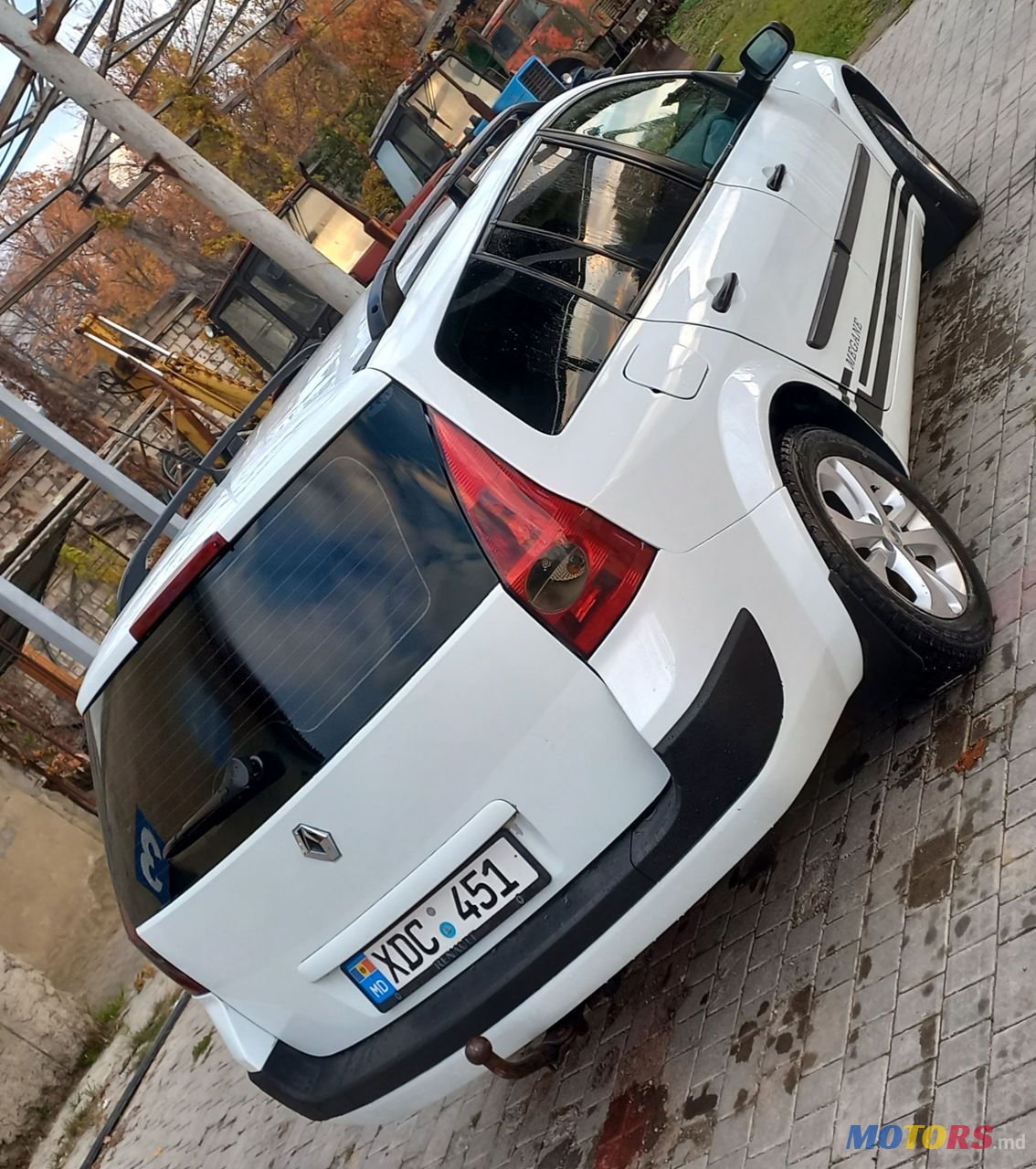 2004' Renault Megane photo #4