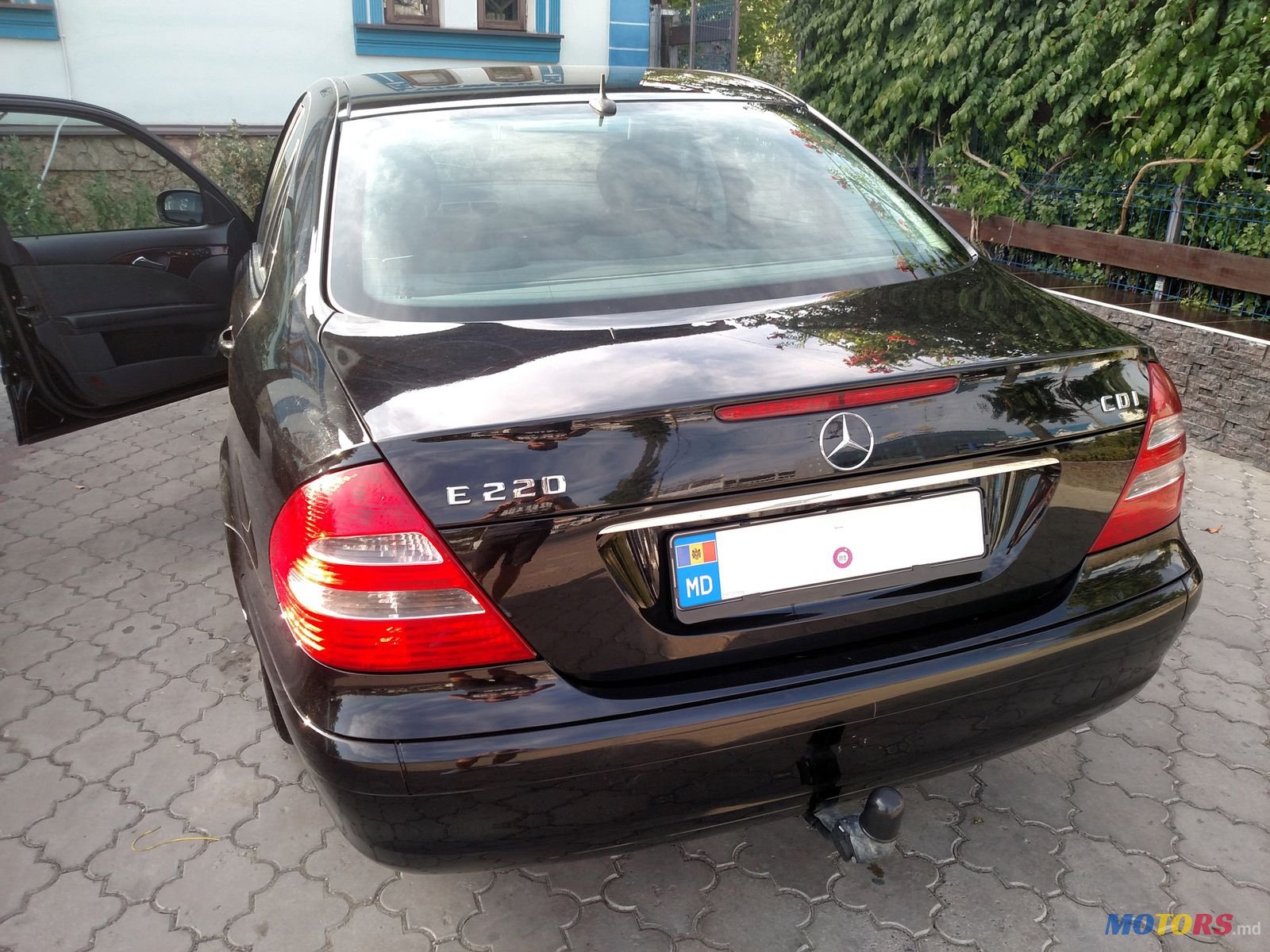 2006' Mercedes-Benz E-Class photo #3