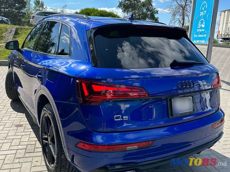 2022' Audi Q5 E-Tron photo #6