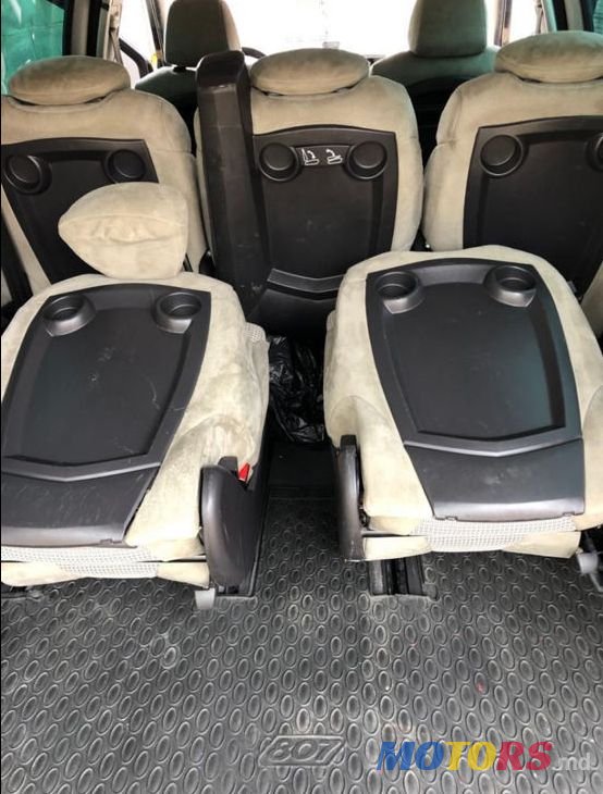 2006' Peugeot 807 photo #2