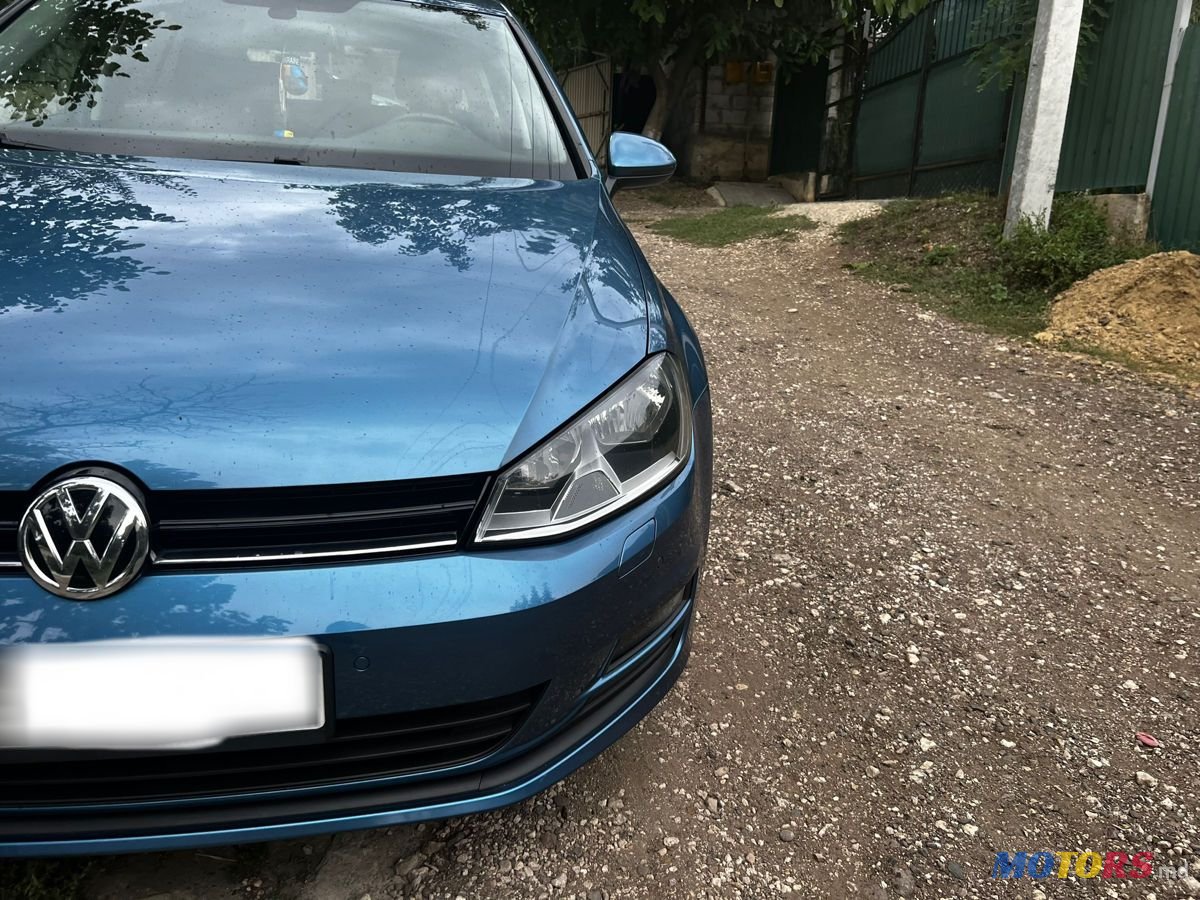 2015' Volkswagen Golf photo #4