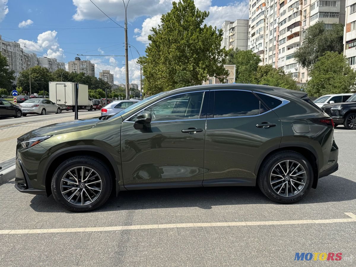 2022' Lexus Nx Series photo #4