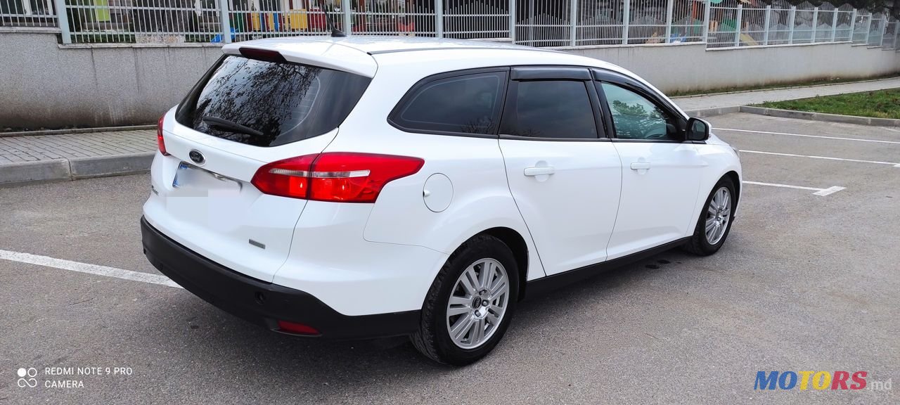 2015' Ford Focus photo #4