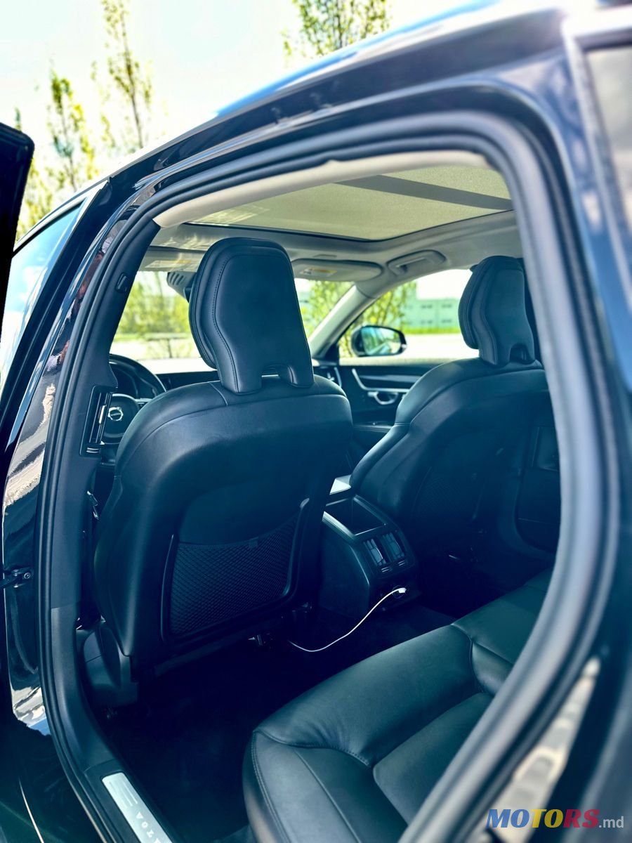 2018' Volvo S90 photo #6
