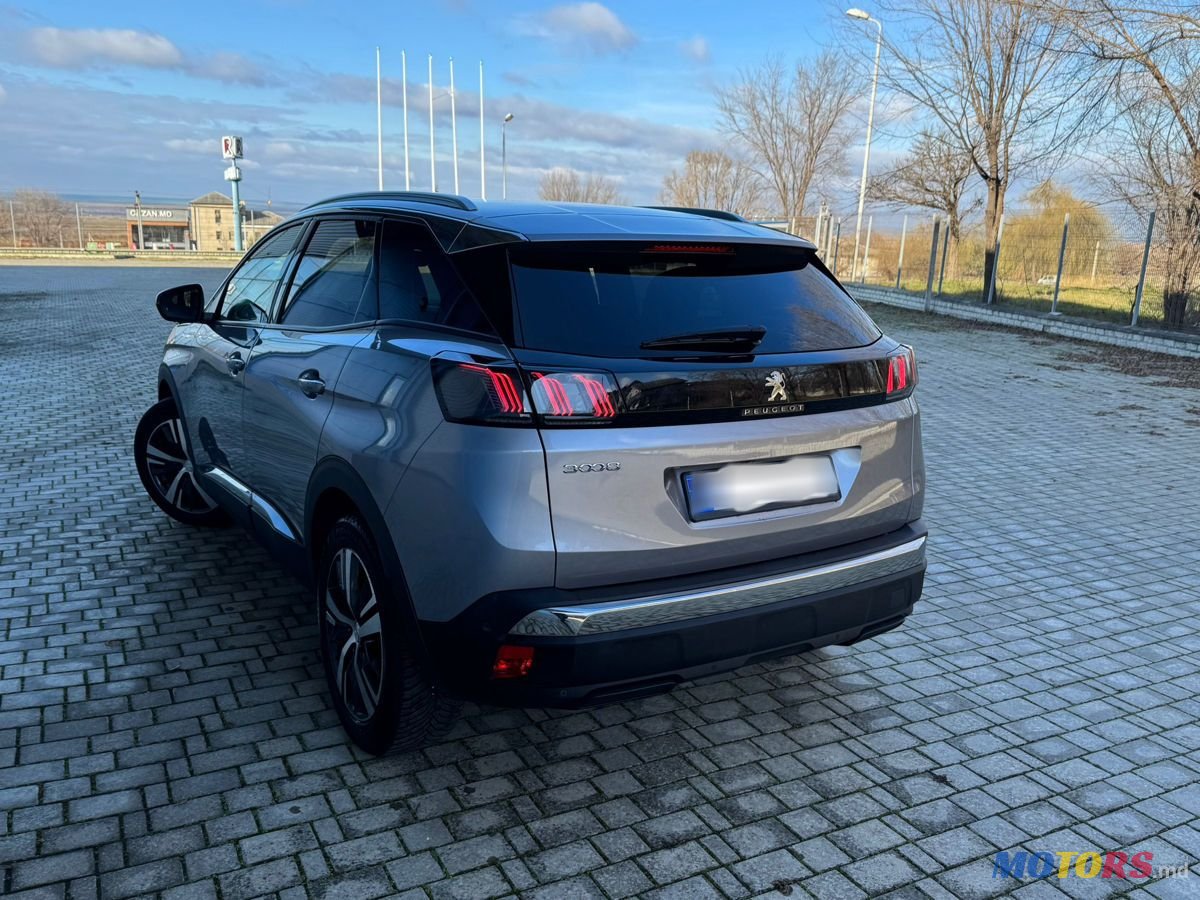 2021' Peugeot 3008 photo #2