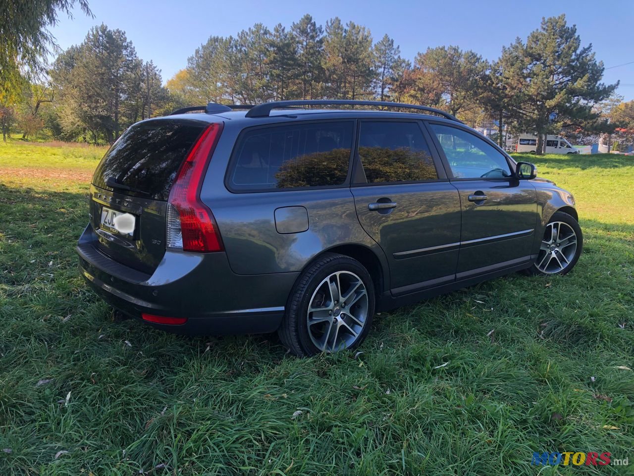 2008' Volvo V50 photo #6