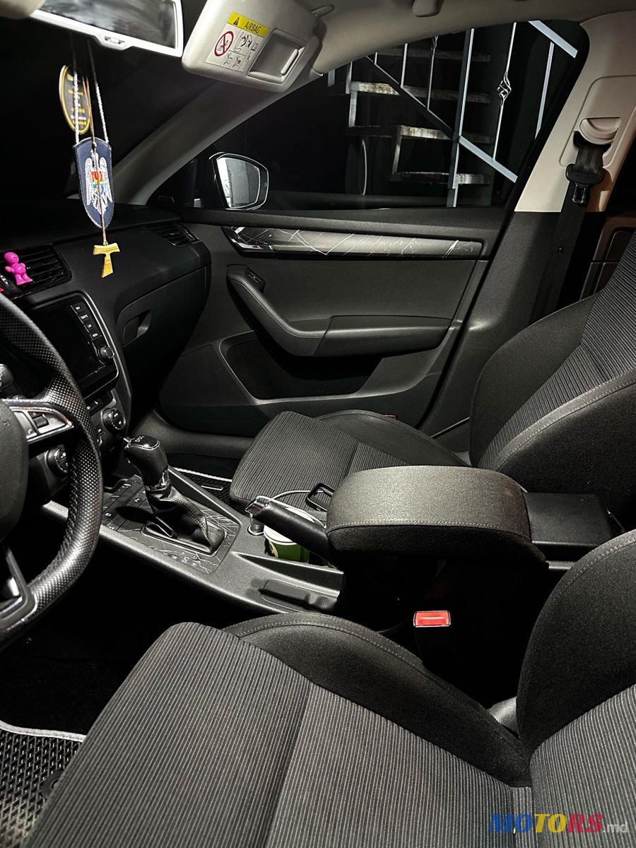 2015' Skoda Octavia photo #3