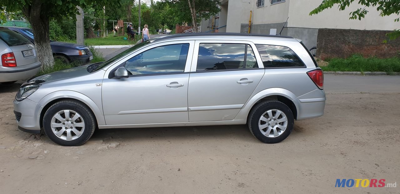 2006' Opel Astra photo #5