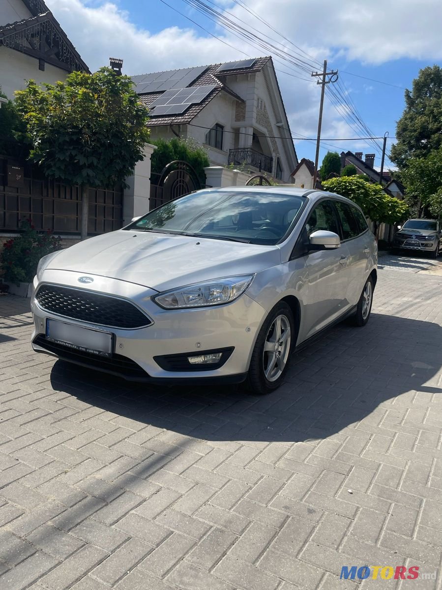 2017' Ford Focus photo #2