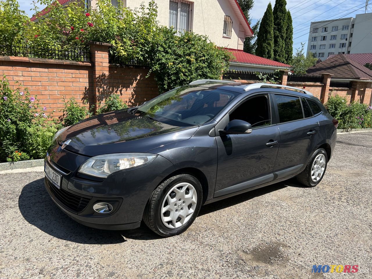 2012' Renault Megane photo #1