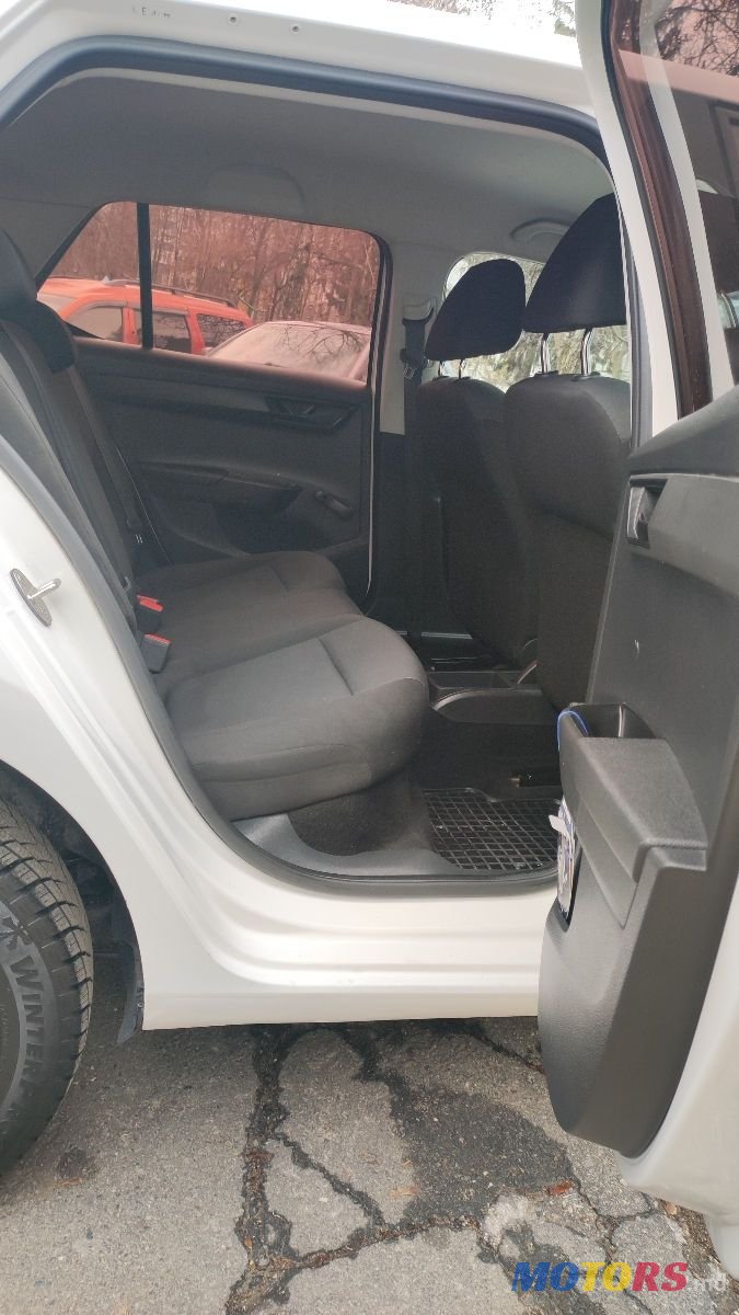 2015' Skoda Fabia photo #5