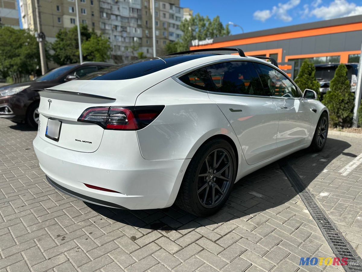 2019' Tesla Model 3 photo #3