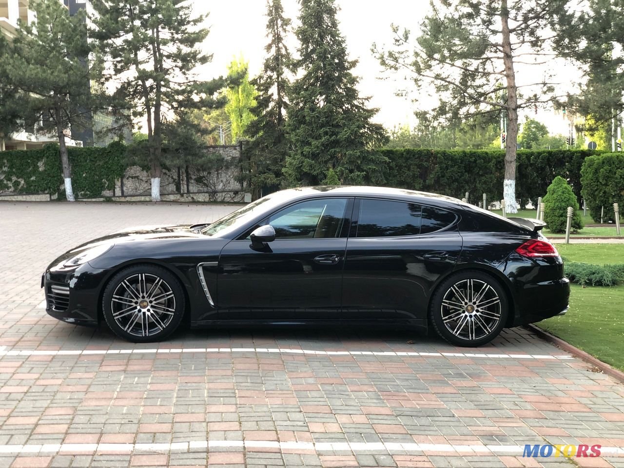 2014' Porsche Panamera photo #6