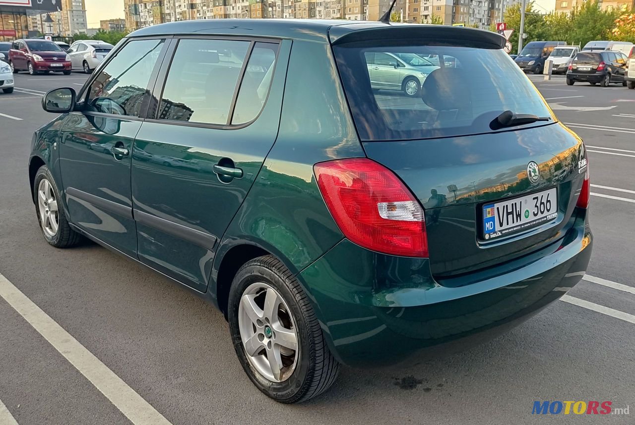 2008' Skoda Fabia photo #4