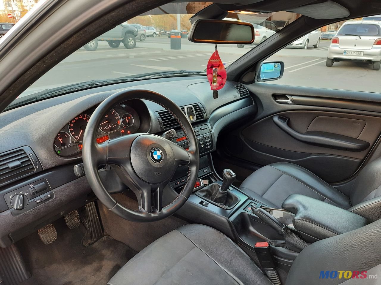 2004' BMW 3 Series photo #5