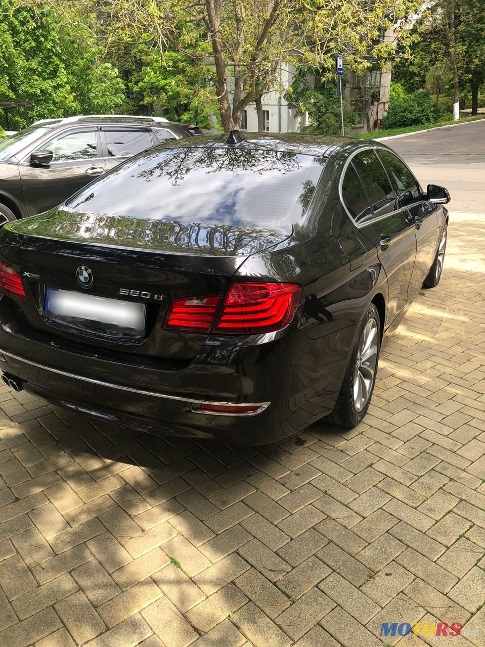 2014' BMW 5 Series photo #2