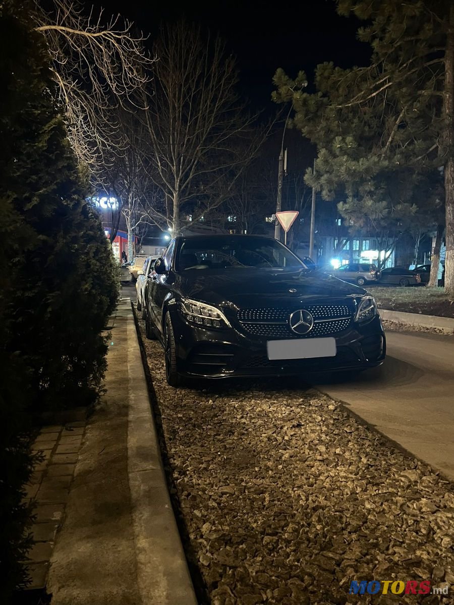 2019' Mercedes-Benz C Класс photo #1