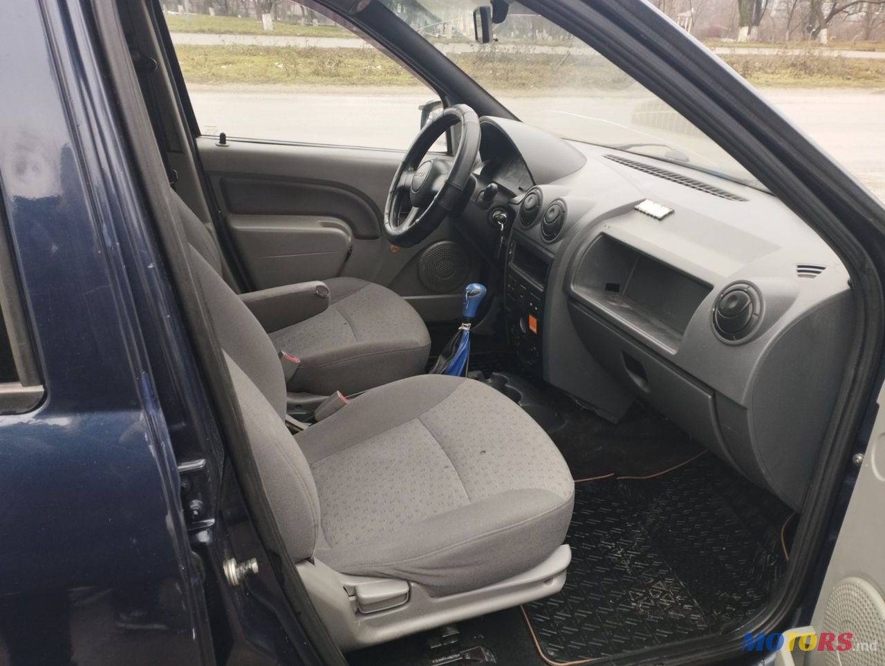 2007' Dacia Logan Mcv photo #4