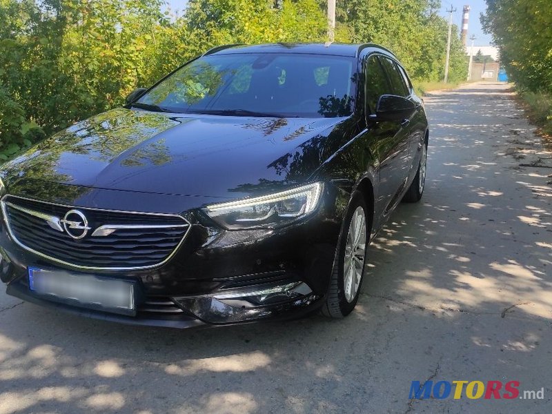 2019' Opel Insignia photo #1