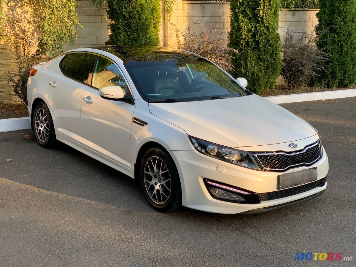 2012' Kia Optima photo #1