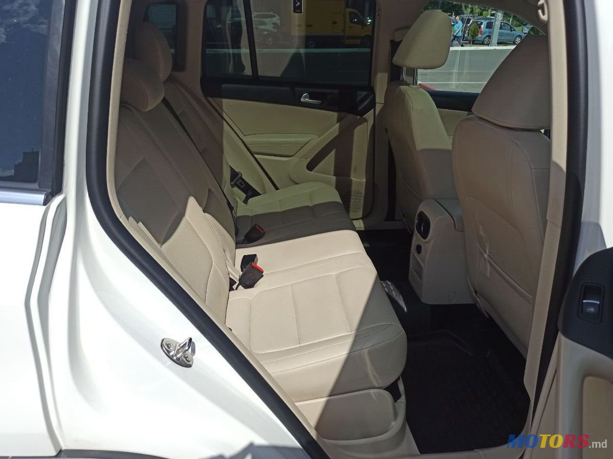 2013' Volkswagen Tiguan photo #5