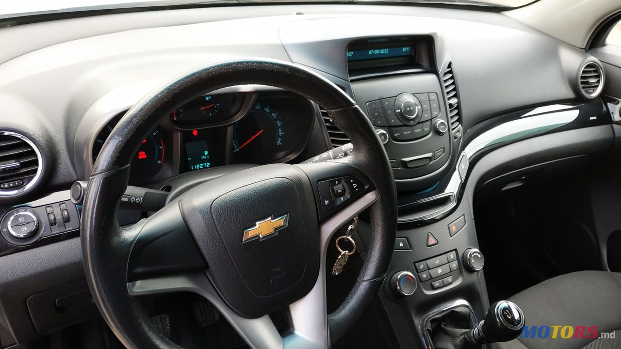 2011' Chevrolet Orlando photo #5