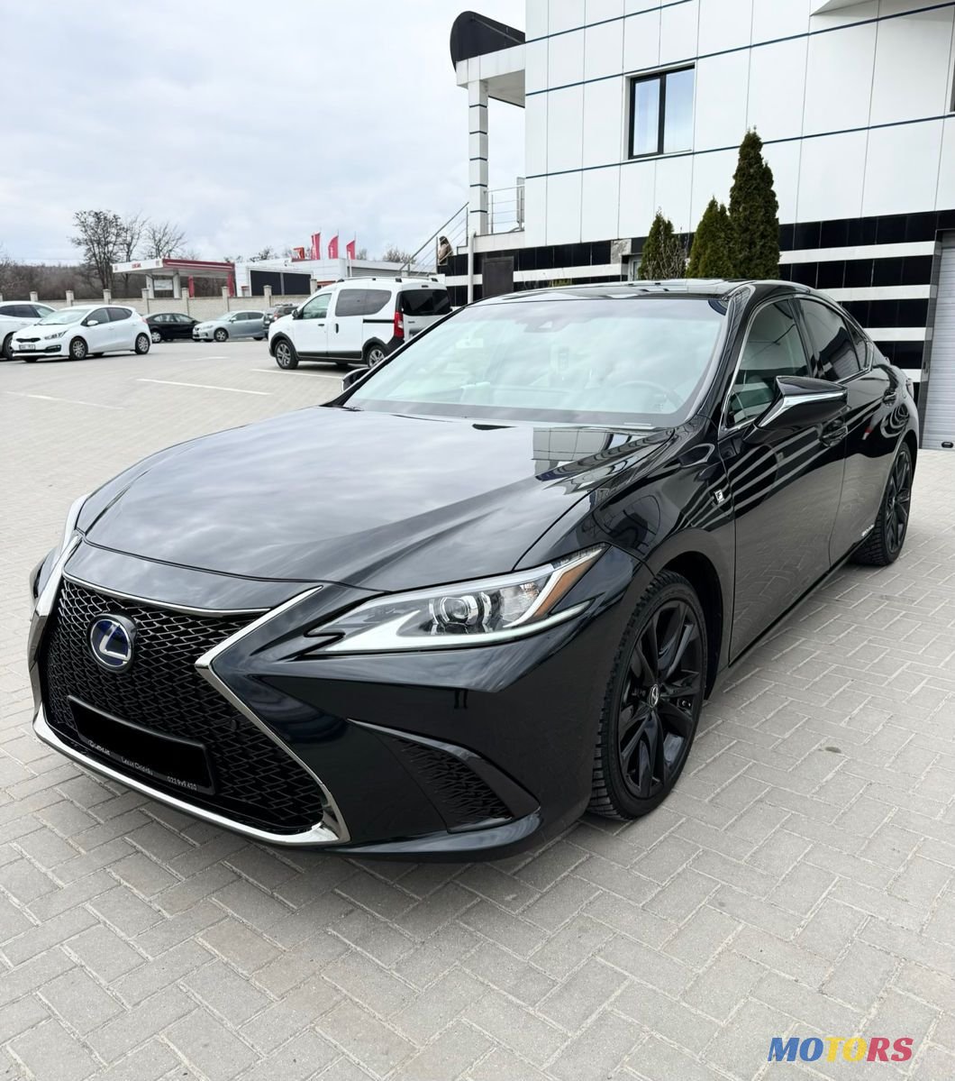 2022' Lexus Es Series photo #2