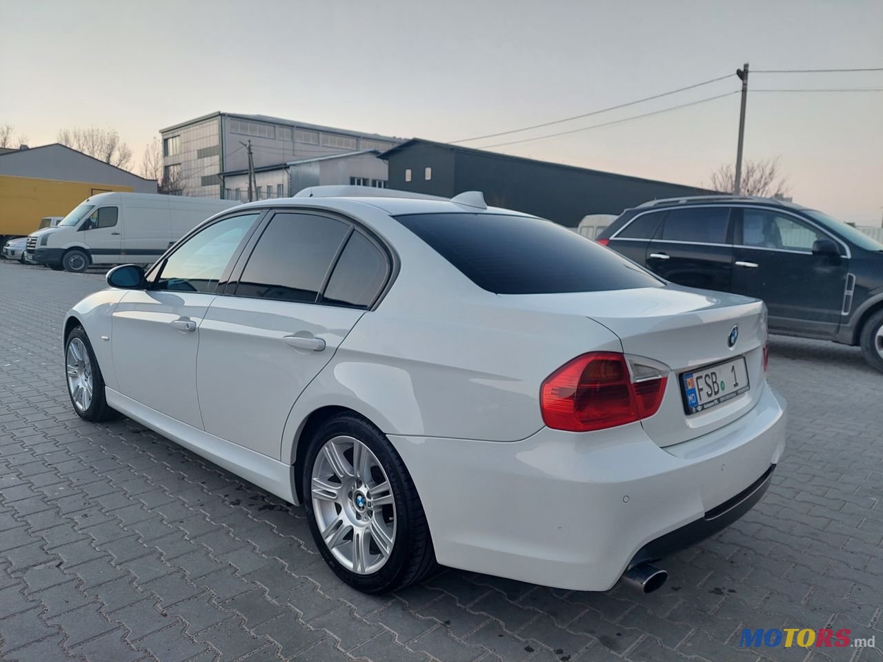 2008' BMW 3 Series photo #3