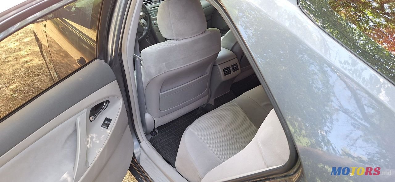 2008' Toyota Camry photo #5
