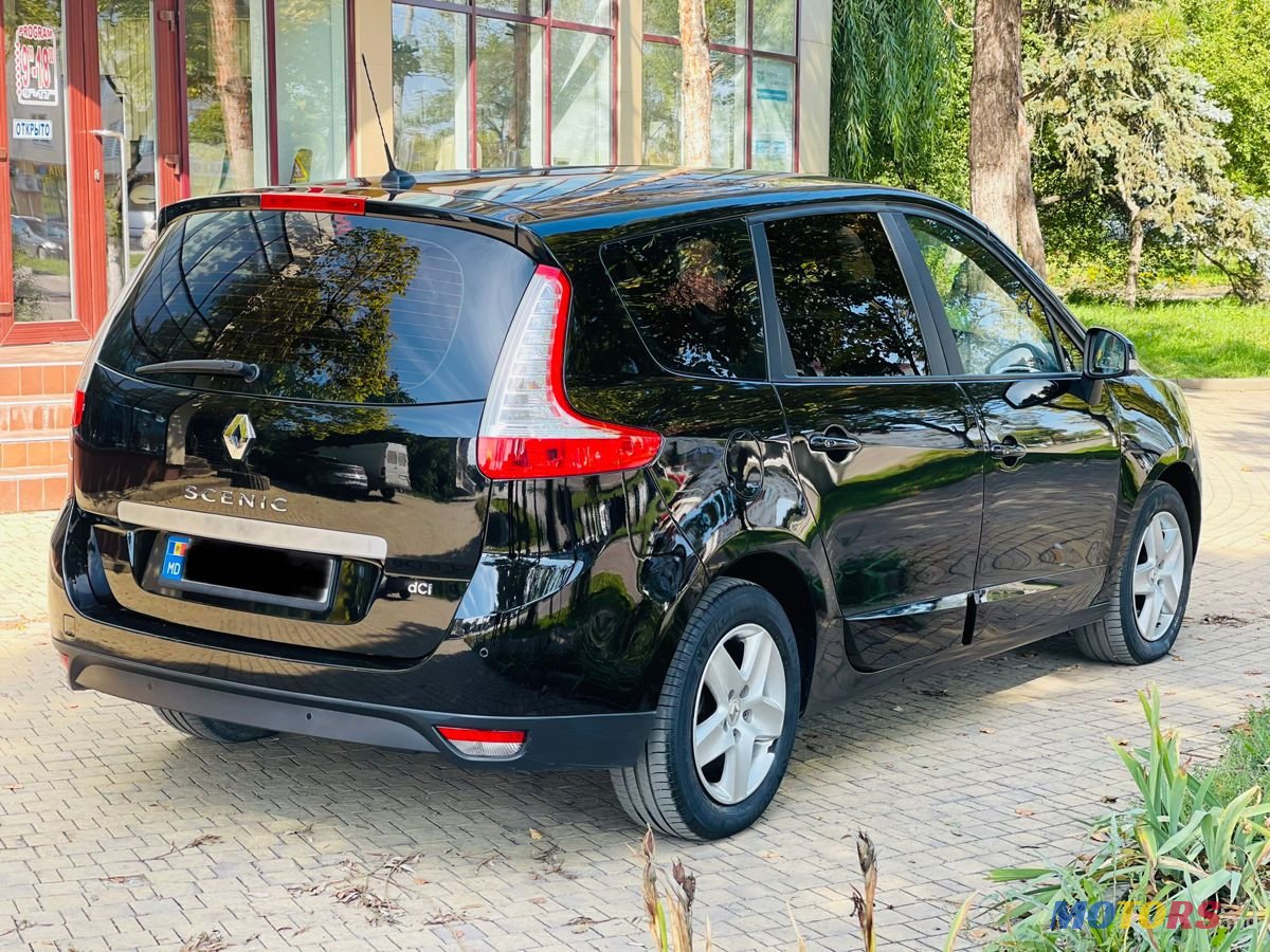 2014' Renault Grand Scenic photo #4