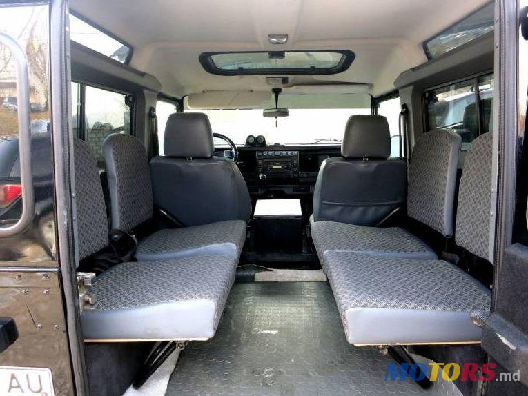 2004' Land Rover Defender photo #1