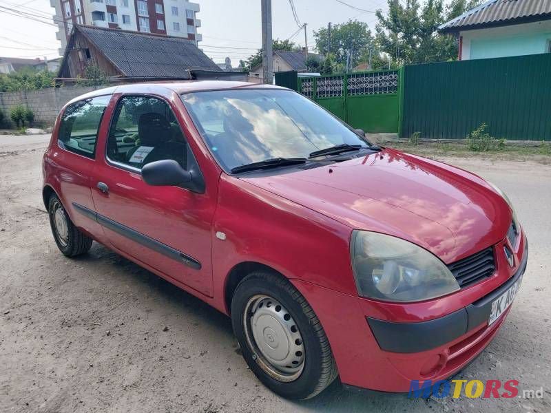 2005' Renault Clio photo #2