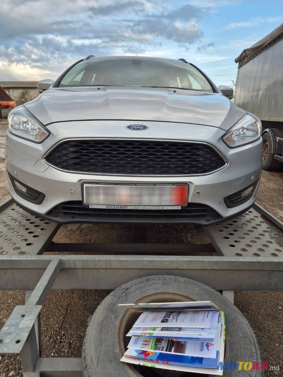 2015' Ford Focus photo #5