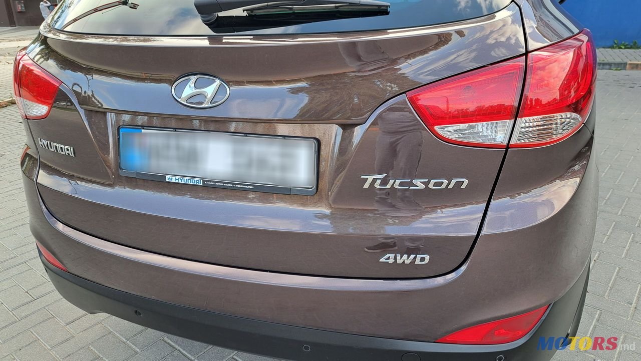 2010' Hyundai Tucson photo #6