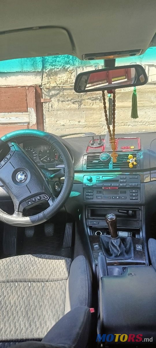 2002' BMW 3 Series photo #4