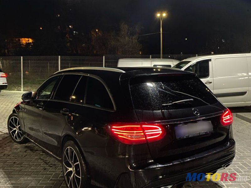 2016' Mercedes-Benz C-Class Amg photo #2