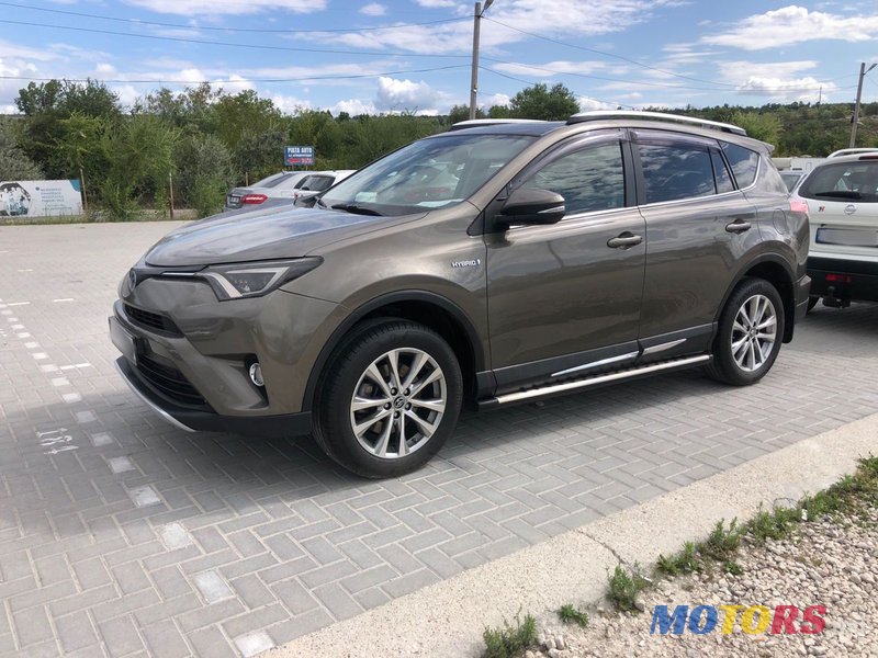 2017' Toyota RAV4 photo #1