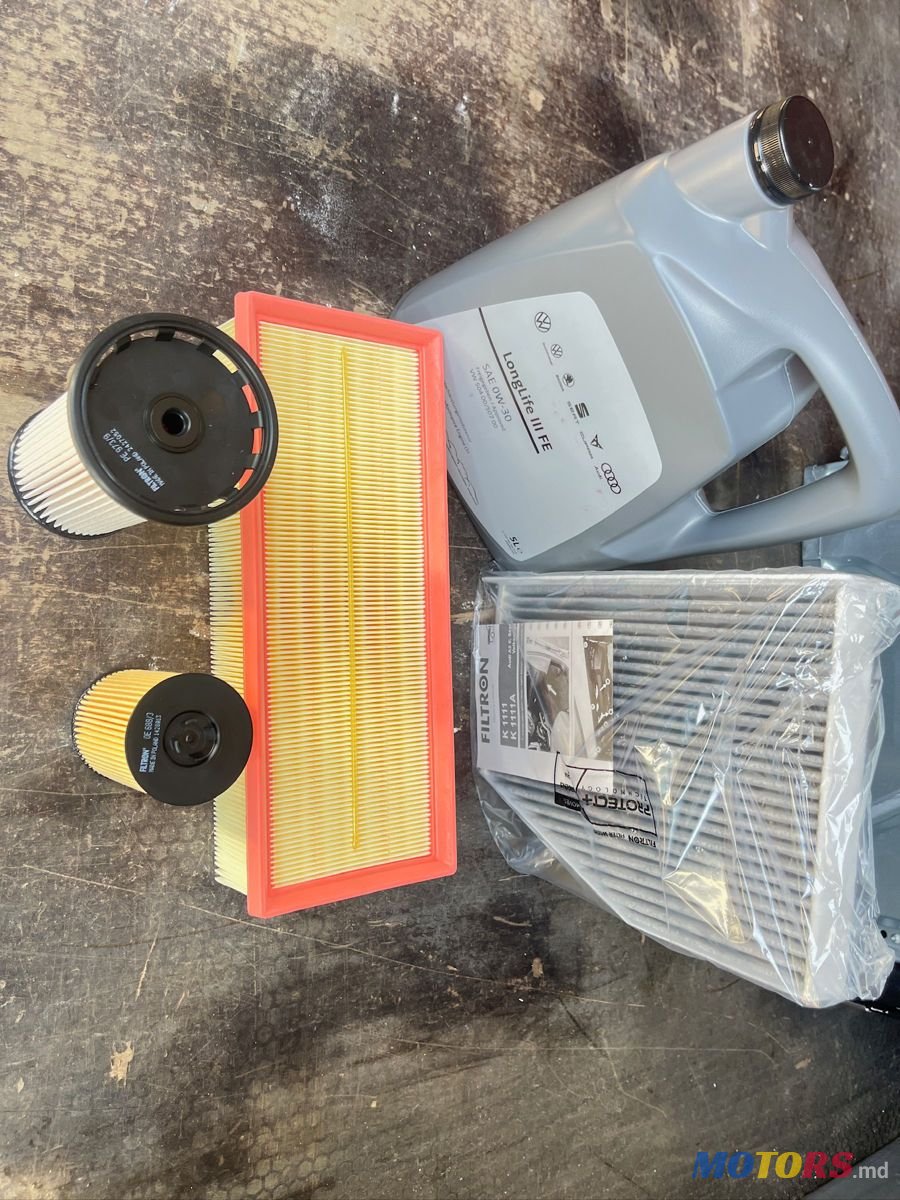 2018' Volkswagen Caddy photo #6