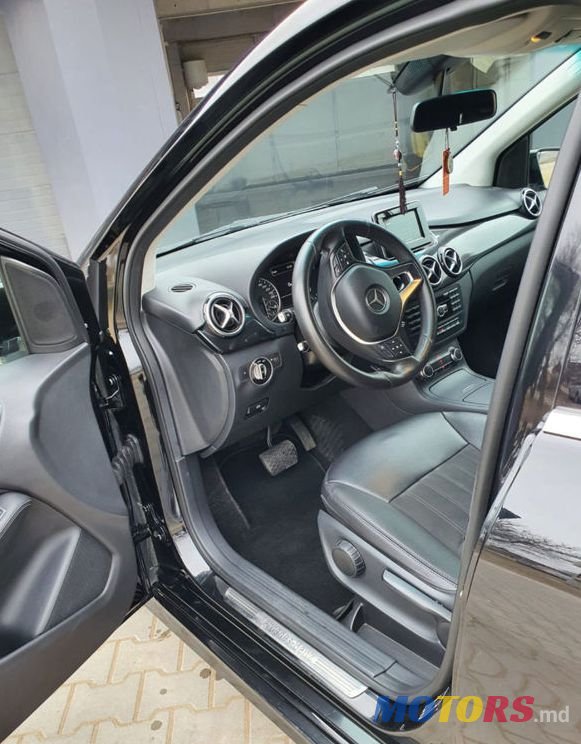 2014' Mercedes-Benz B Класс photo #6