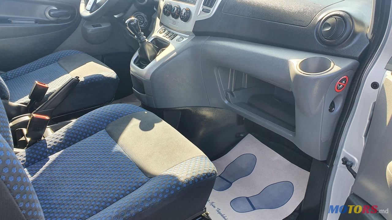 2014' Nissan Nv200 photo #6