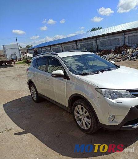 2013' Toyota RAV4 photo #1