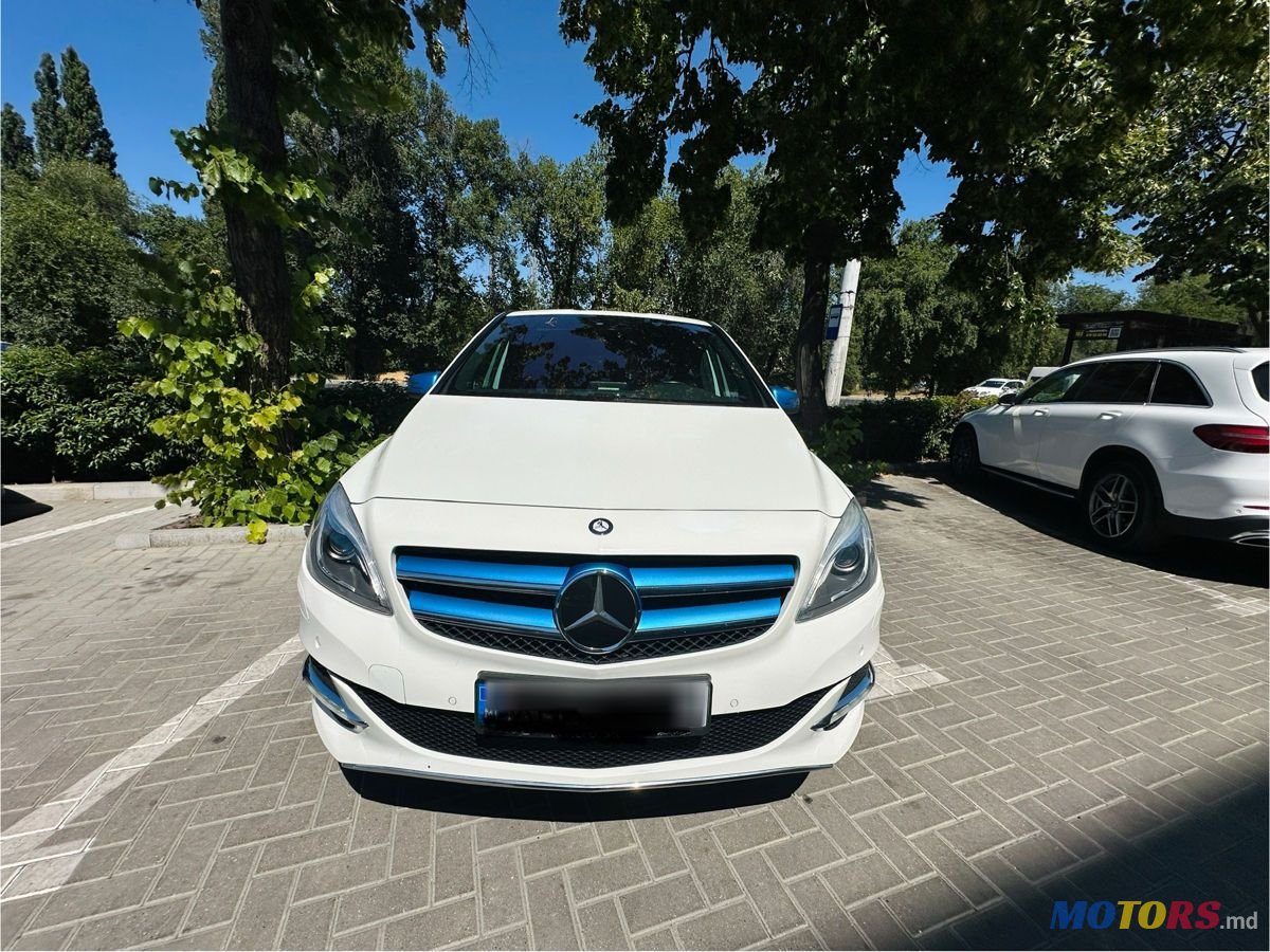 2015' Mercedes-Benz B-Class photo #1