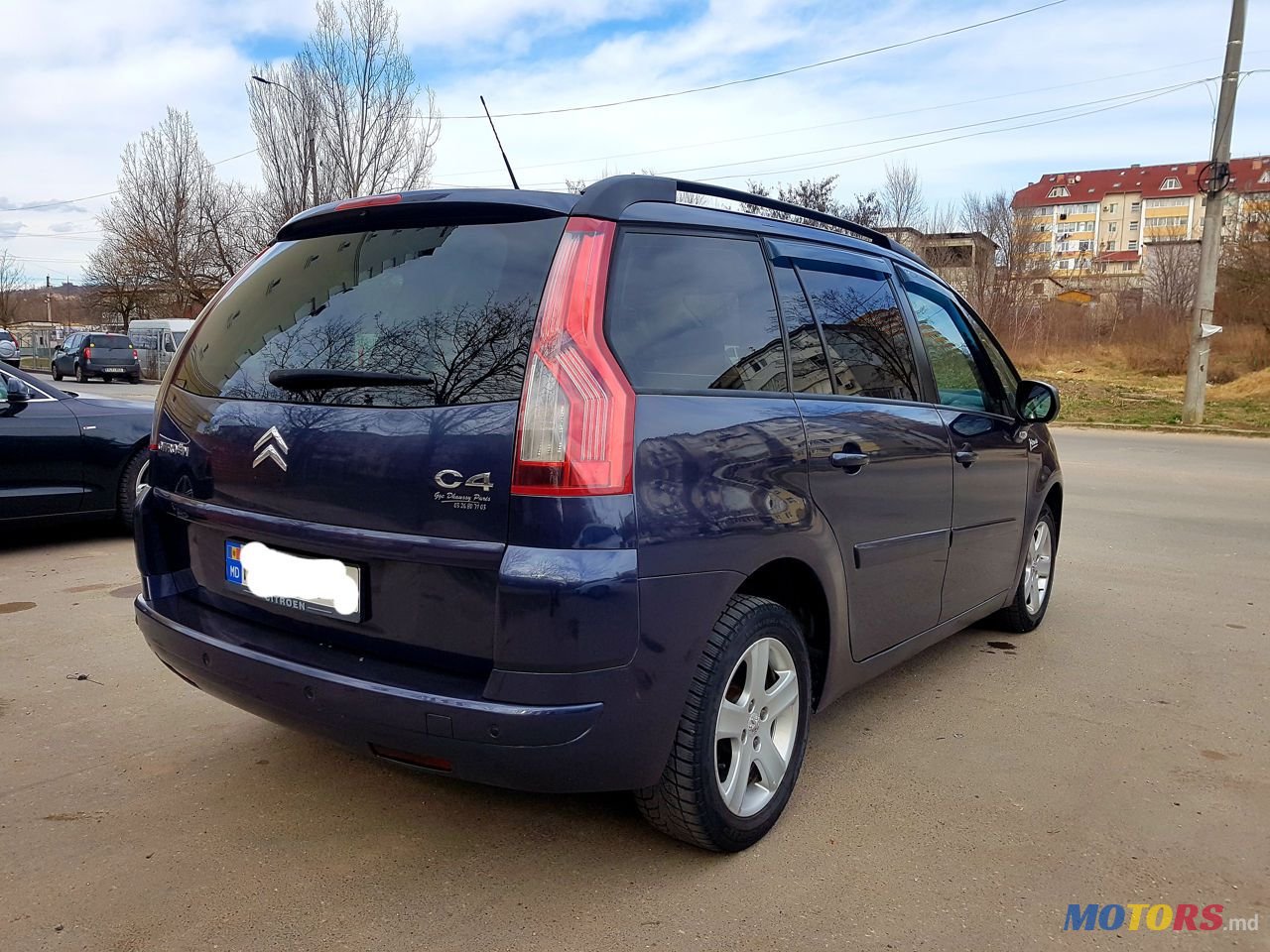 2009' Citroen C4 Picasso photo #6